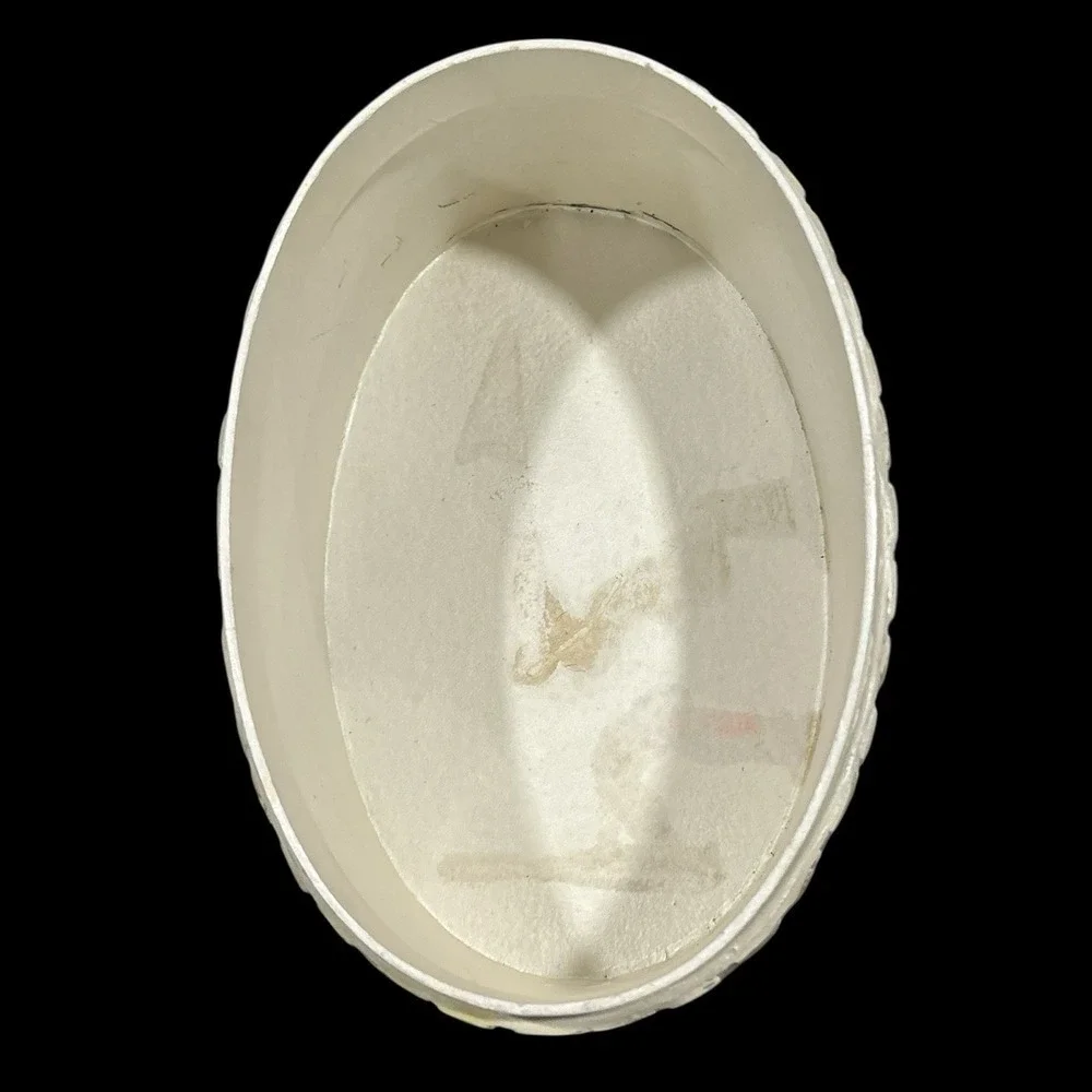 Vtg Unique Capiz Shell Oval Trinket Jewelry Makeup Box Nautical Beach Decor
